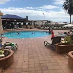 Sea View At Santa Maria 아파트 아데제